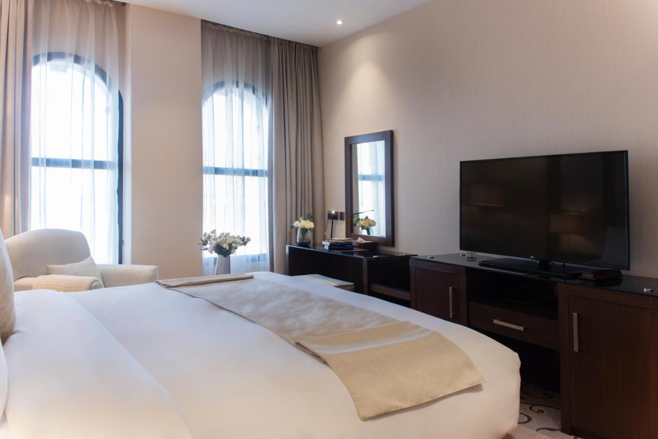 Vittori Palace Hotel And Residences Riyadh Exterior photo A bedroom at the hotel