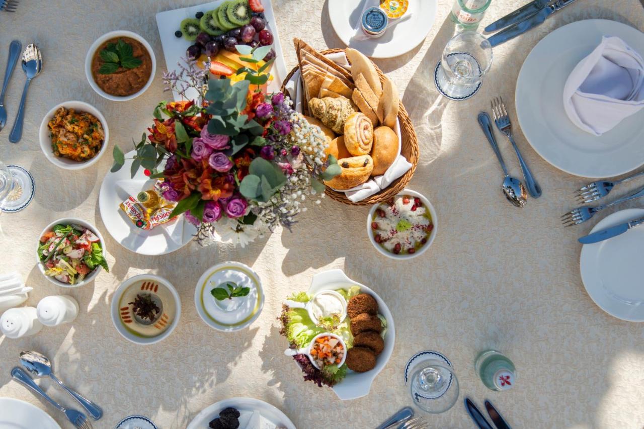 Vittori Palace Hotel And Residences Riyadh Exterior photo Israeli cuisine